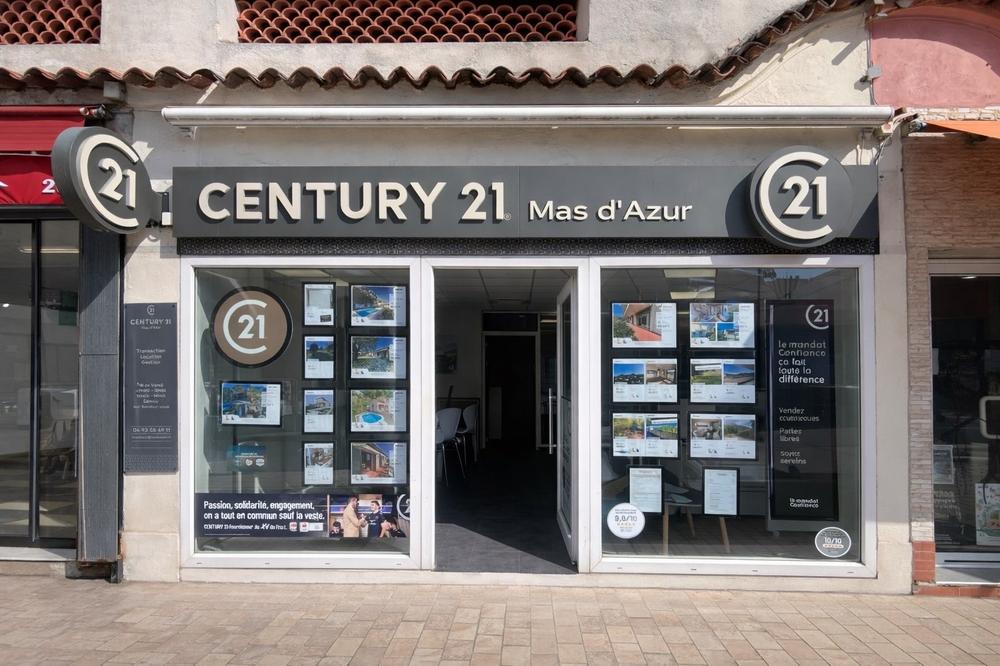 l'équipe de l'agence Mas d'Azur