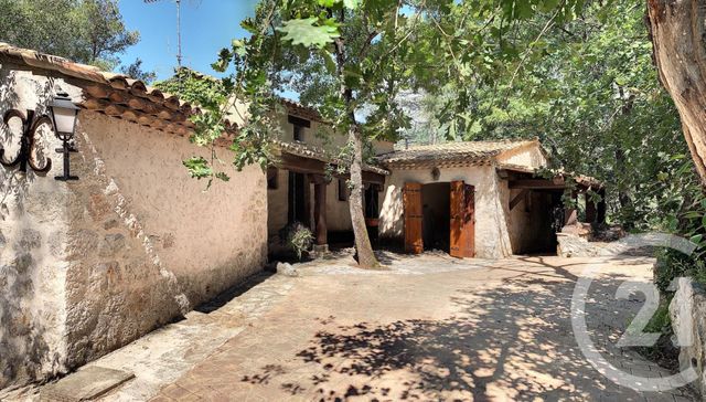 maison à vendre - 5 pièces - 166.0 m2 - TOURRETTES SUR LOUP - 06 - PROVENCE-ALPES-COTE-D-AZUR - Century 21 Mas D'Azur maison à vendre - 5 pièces - 166.0 m2 - TOURRETTES SUR LOUP - 06 - PROVENCE-ALPES-COTE-D-AZUR - Century 21 Mas D'Azur