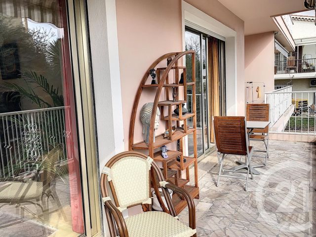 Afficher la photo en grand Appartement F2 à vendre - 2 pièces - 59.0 m2 - VENCE - 06 - PROVENCE-ALPES-COTE-D-AZUR - Century 21 Mas D'Azur
