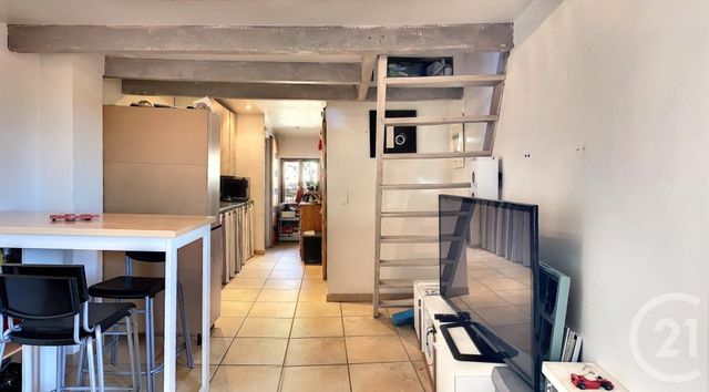 Appartement F2 à vendre - 2 pièces - 29.86 m2 - VENCE - 06 - PROVENCE-ALPES-COTE-D-AZUR - Century 21 Mas D'Azur Appartement F2 à vendre - 2 pièces - 29.86 m2 - VENCE - 06 - PROVENCE-ALPES-COTE-D-AZUR - Century 21 Mas D'Azur