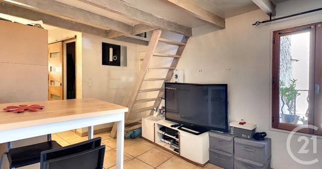 Appartement F2 à vendre - 2 pièces - 29.86 m2 - VENCE - 06 - PROVENCE-ALPES-COTE-D-AZUR - Century 21 Mas D'Azur Appartement F2 à vendre - 2 pièces - 29.86 m2 - VENCE - 06 - PROVENCE-ALPES-COTE-D-AZUR - Century 21 Mas D'Azur