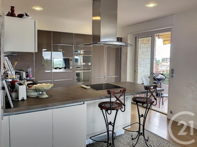 Afficher la photo en grand Appartement F3 à vendre - 3 pièces - 114.5 m2 - VENCE - 06 - PROVENCE-ALPES-COTE-D-AZUR - Century 21 Mas D'Azur