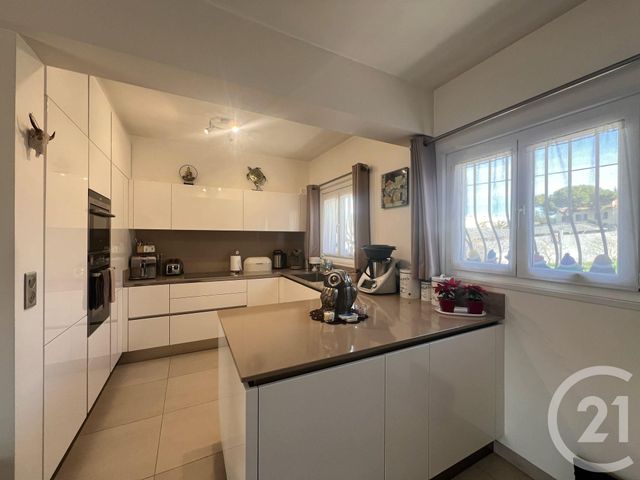 Afficher la photo en grand maison à vendre - 4 pièces - 81.1 m2 - ANTIBES - 06 - PROVENCE-ALPES-COTE-D-AZUR - Century 21 Mas D'Azur