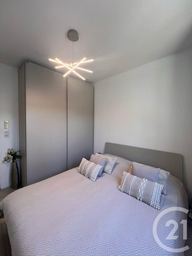 Afficher la photo en grand maison à vendre - 4 pièces - 81.1 m2 - ANTIBES - 06 - PROVENCE-ALPES-COTE-D-AZUR - Century 21 Mas D'Azur