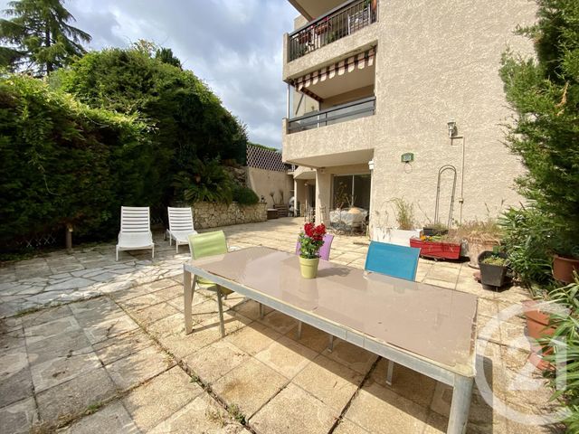 Afficher la photo en grand Appartement F3 à vendre - 3 pièces - 75.9 m2 - VENCE - 06 - PROVENCE-ALPES-COTE-D-AZUR - Century 21 Mas D'Azur