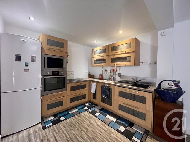 Afficher la photo en grand Appartement F3 à vendre - 3 pièces - 75.9 m2 - VENCE - 06 - PROVENCE-ALPES-COTE-D-AZUR - Century 21 Mas D'Azur