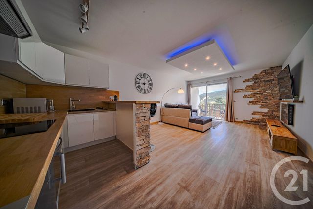 Afficher la photo en grand Appartement F1 à vendre - 1 pièce - 35.34 m2 - GREOLIERES - 06 - PROVENCE-ALPES-COTE-D-AZUR - Century 21 Mas D'Azur