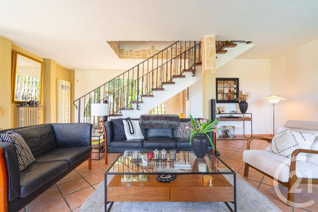 Afficher la photo en grand maison à vendre - 5 pièces - 173.7 m2 - VENCE - 06 - PROVENCE-ALPES-COTE-D-AZUR - Century 21 Mas D'Azur