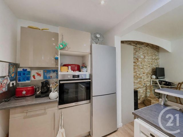Appartement F3 à vendre - 3 pièces - 56.0 m2 - VENCE - 06 - PROVENCE-ALPES-COTE-D-AZUR - Century 21 Mas D'Azur