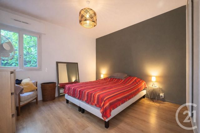 Appartement F3 à vendre - 3 pièces - 56.0 m2 - VENCE - 06 - PROVENCE-ALPES-COTE-D-AZUR - Century 21 Mas D'Azur