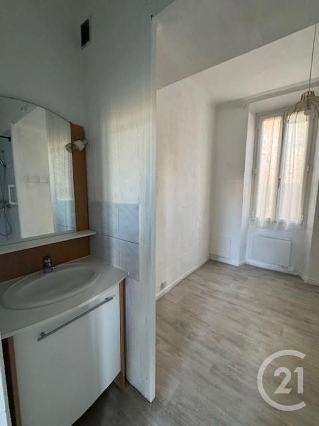 Appartement F2 à louer - 2 pièces - 29.0 m2 - VENCE - 06 - PROVENCE-ALPES-COTE-D-AZUR - Century 21 Mas D'Azur