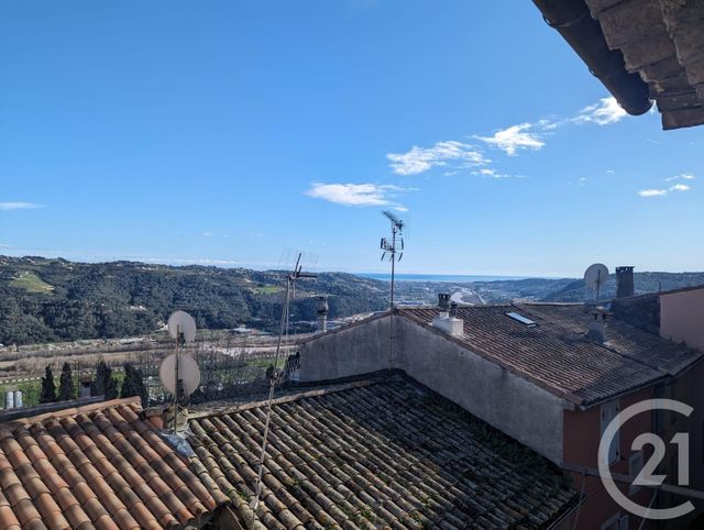 Afficher la photo en grand Appartement F2 à louer - 3 pièces - 85.75 m2 - GATTIERES - 06 - PROVENCE-ALPES-COTE-D-AZUR - Century 21 Mas D'Azur