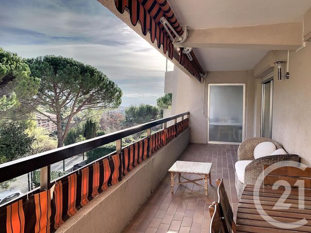 Appartement F1 à louer VENCE