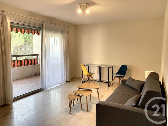 Afficher la photo en grand Appartement F1 à louer - 1 pièce - 33.5 m2 - VENCE - 06 - PROVENCE-ALPES-COTE-D-AZUR - Century 21 Mas D'Azur