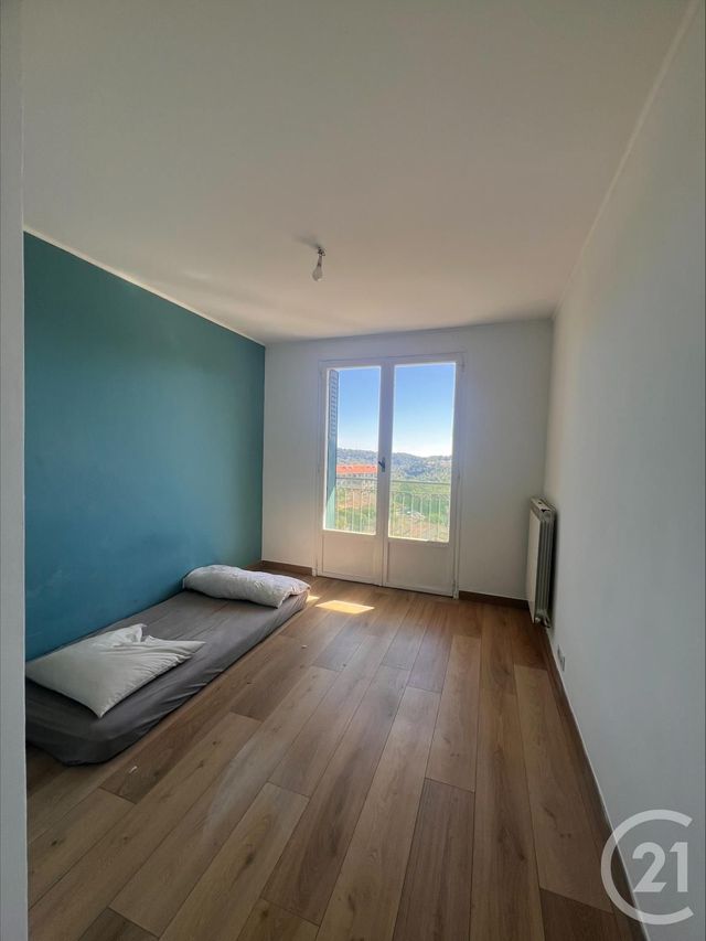 Appartement F5 à vendre - 5 pièces - 84.2 m2 - VENCE - 06 - PROVENCE-ALPES-COTE-D-AZUR - Century 21 Mas D'Azur