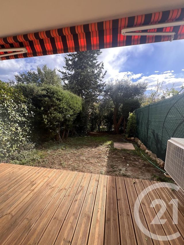 Afficher la photo en grand Appartement F1 à vendre - 1 pièce - 23.0 m2 - VENCE - 06 - PROVENCE-ALPES-COTE-D-AZUR - Century 21 Mas D'Azur
