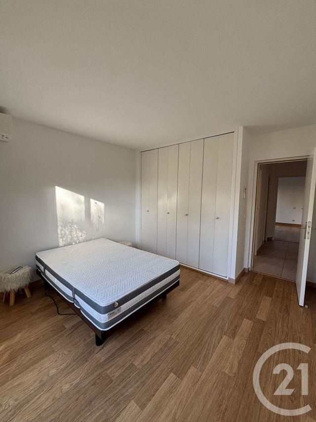 Appartement à vendre - 3 pièces - 72.77 m2 - VENCE - 06 - PROVENCE-ALPES-COTE-D-AZUR - Century 21 Mas D'Azur