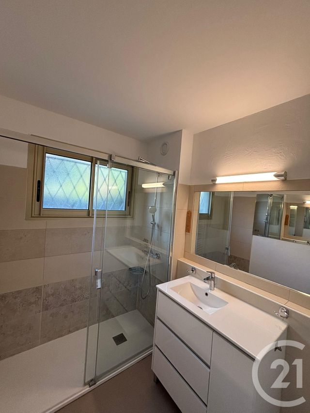 Appartement à vendre - 3 pièces - 72.77 m2 - VENCE - 06 - PROVENCE-ALPES-COTE-D-AZUR - Century 21 Mas D'Azur