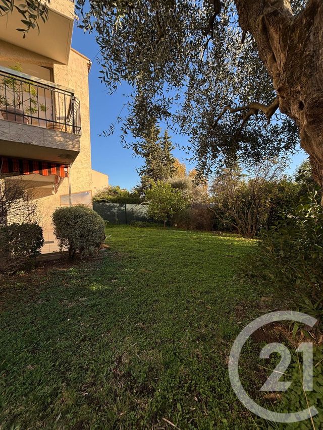 Appartement à vendre - 3 pièces - 72.77 m2 - VENCE - 06 - PROVENCE-ALPES-COTE-D-AZUR - Century 21 Mas D'Azur