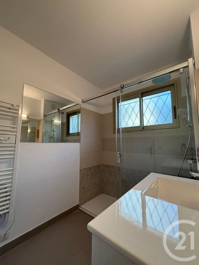 Appartement à vendre - 3 pièces - 72.77 m2 - VENCE - 06 - PROVENCE-ALPES-COTE-D-AZUR - Century 21 Mas D'Azur