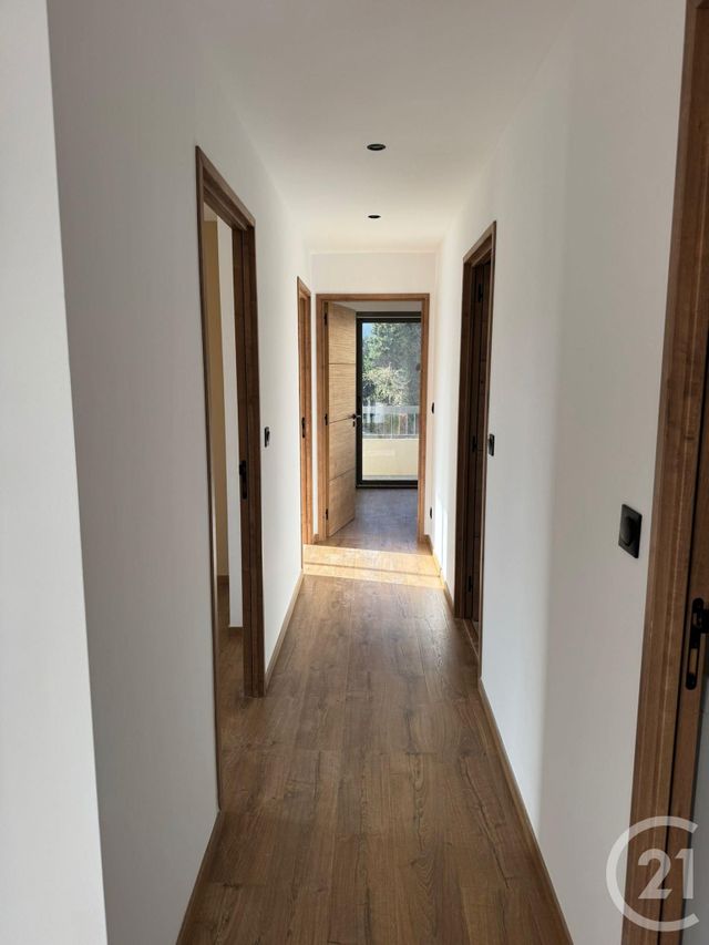 Appartement à vendre - 4 pièces - 72.0 m2 - VENCE - 06 - PROVENCE-ALPES-COTE-D-AZUR - Century 21 Mas D'Azur