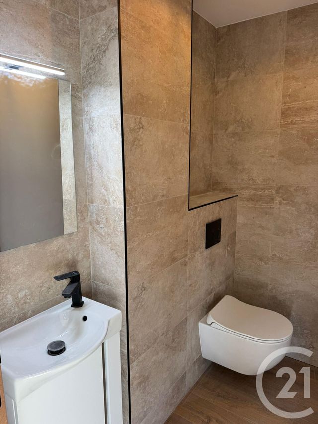 Appartement à vendre - 4 pièces - 72.0 m2 - VENCE - 06 - PROVENCE-ALPES-COTE-D-AZUR - Century 21 Mas D'Azur