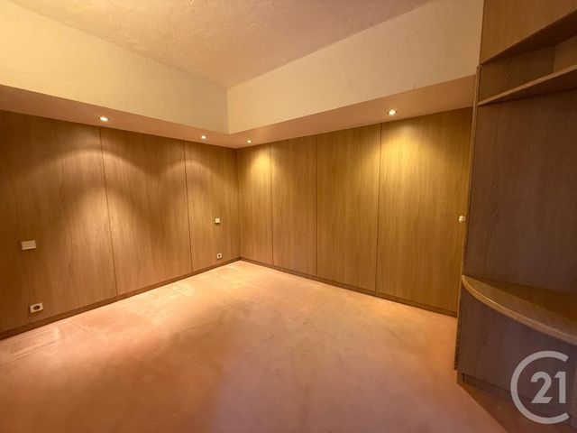 Appartement F3 à vendre - 3 pièces - 81.16 m2 - VENCE - 06 - PROVENCE-ALPES-COTE-D-AZUR - Century 21 Mas D'Azur