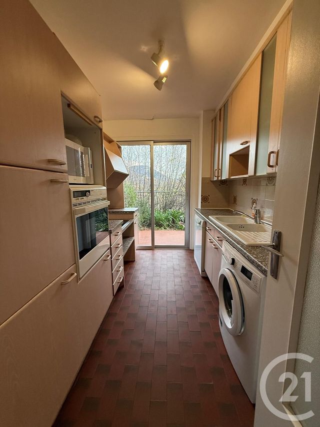 Appartement F3 à vendre - 3 pièces - 81.16 m2 - VENCE - 06 - PROVENCE-ALPES-COTE-D-AZUR - Century 21 Mas D'Azur