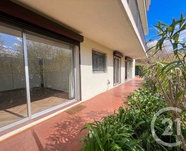 Appartement F3 à vendre - 3 pièces - 81.16 m2 - VENCE - 06 - PROVENCE-ALPES-COTE-D-AZUR - Century 21 Mas D'Azur