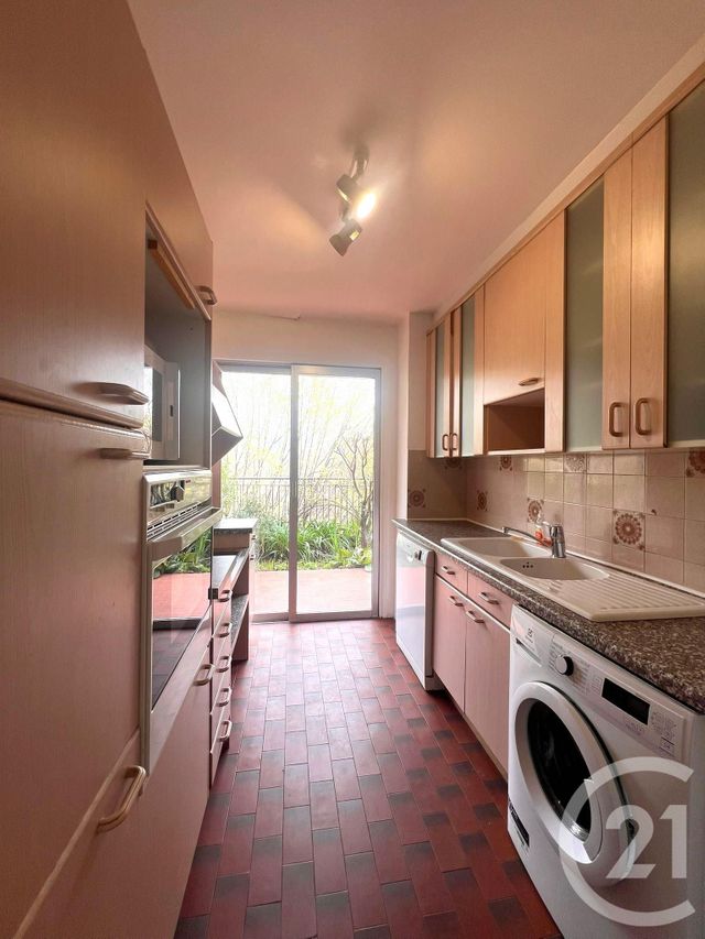 Appartement F3 à vendre - 3 pièces - 81.16 m2 - VENCE - 06 - PROVENCE-ALPES-COTE-D-AZUR - Century 21 Mas D'Azur