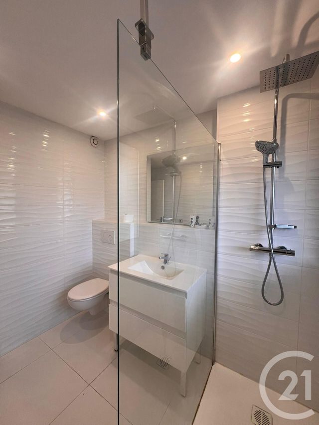 Appartement F3 à vendre - 3 pièces - 81.16 m2 - VENCE - 06 - PROVENCE-ALPES-COTE-D-AZUR - Century 21 Mas D'Azur