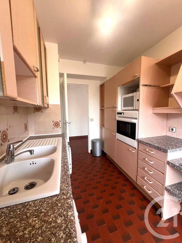 Appartement F3 à vendre - 3 pièces - 81.16 m2 - VENCE - 06 - PROVENCE-ALPES-COTE-D-AZUR - Century 21 Mas D'Azur