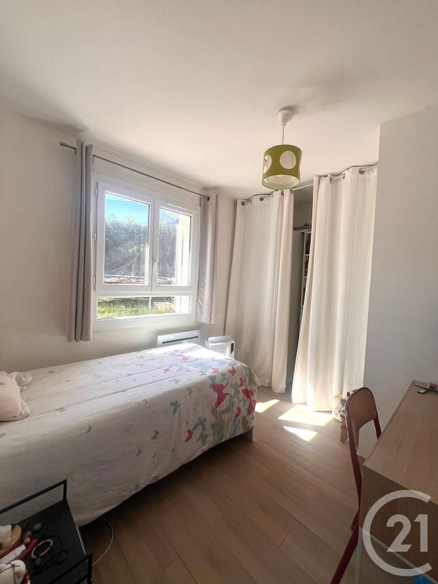 Appartement à vendre - 3 pièces - 70.1 m2 - VENCE - 06 - PROVENCE-ALPES-COTE-D-AZUR - Century 21 Mas D'Azur