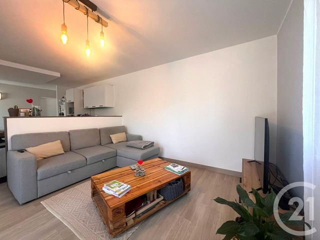 Appartement à vendre - 3 pièces - 70.1 m2 - VENCE - 06 - PROVENCE-ALPES-COTE-D-AZUR - Century 21 Mas D'Azur