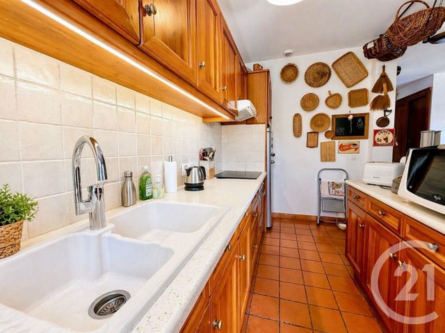 maison à vendre - 8 pièces - 178.6 m2 - VENCE - 06 - PROVENCE-ALPES-COTE-D-AZUR - Century 21 Mas D'Azur