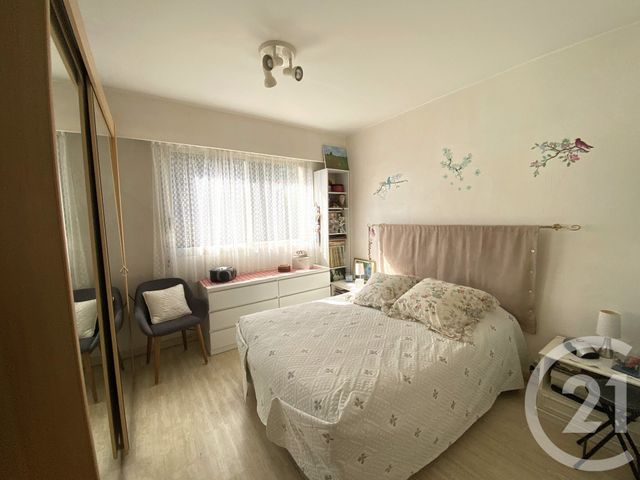Appartement F2 à vendre - 2 pièces - 51.0 m2 - VENCE - 06 - PROVENCE-ALPES-COTE-D-AZUR - Century 21 Mas D'Azur