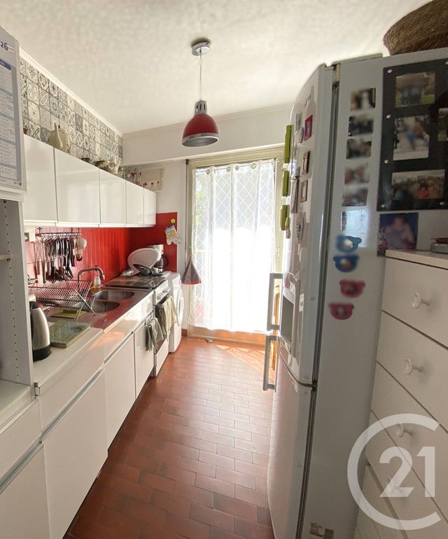 Appartement F2 à vendre - 2 pièces - 51.0 m2 - VENCE - 06 - PROVENCE-ALPES-COTE-D-AZUR - Century 21 Mas D'Azur