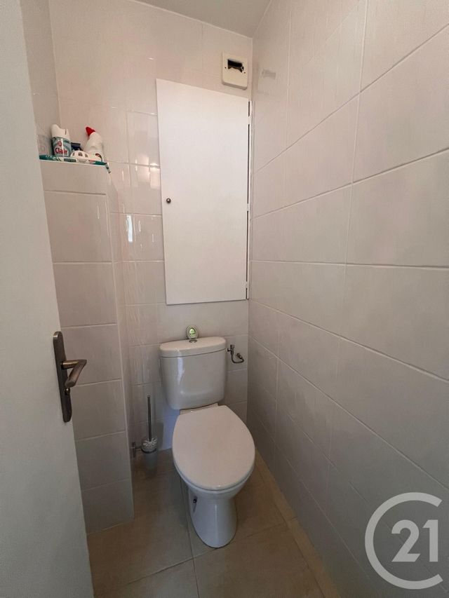 Appartement F2 à louer - 2 pièces - 59.95 m2 - VENCE - 06 - PROVENCE-ALPES-COTE-D-AZUR - Century 21 Mas D'Azur