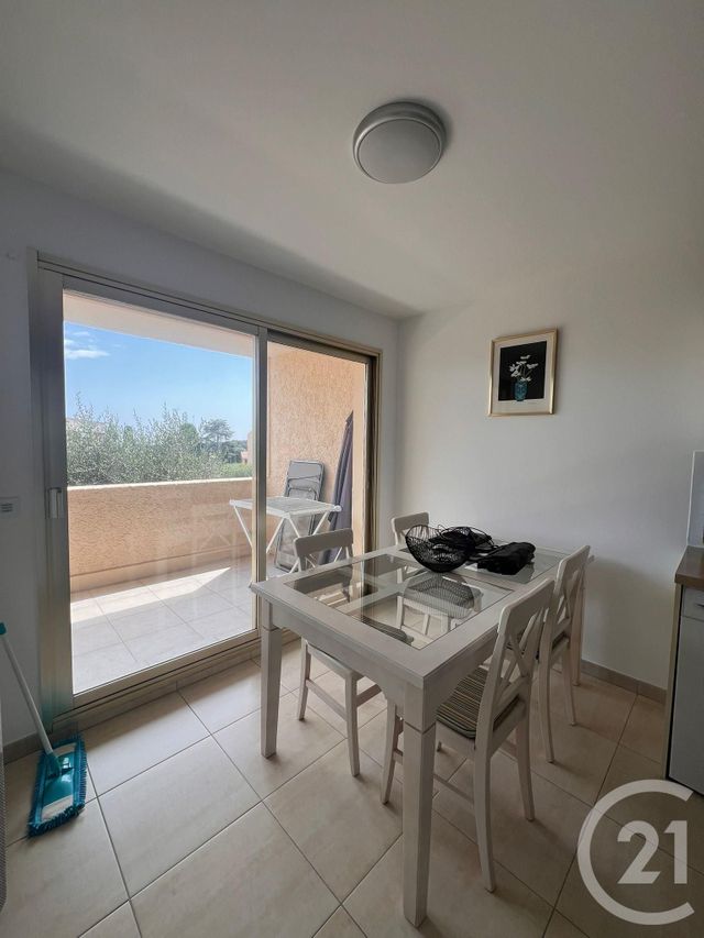 Appartement F2 à louer - 2 pièces - 59.95 m2 - VENCE - 06 - PROVENCE-ALPES-COTE-D-AZUR - Century 21 Mas D'Azur