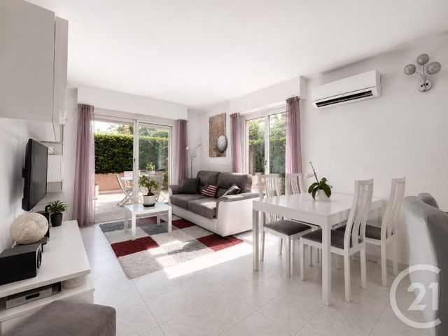 Appartement Studio à vendre - 1 pièce - 38.0 m2 - VENCE - 06 - PROVENCE-ALPES-COTE-D-AZUR - Century 21 Mas D'Azur