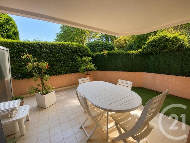 Appartement Studio à vendre - 1 pièce - 38.0 m2 - VENCE - 06 - PROVENCE-ALPES-COTE-D-AZUR - Century 21 Mas D'Azur