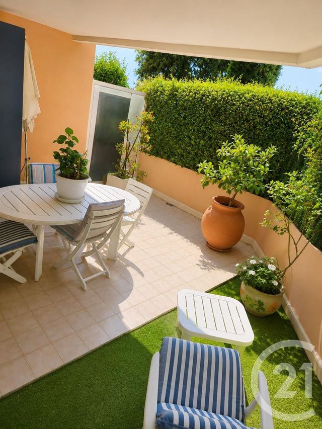 Appartement Studio à vendre - 1 pièce - 38.0 m2 - VENCE - 06 - PROVENCE-ALPES-COTE-D-AZUR - Century 21 Mas D'Azur
