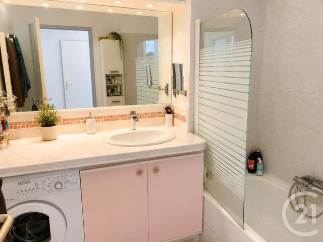 Appartement Studio à vendre - 1 pièce - 38.0 m2 - VENCE - 06 - PROVENCE-ALPES-COTE-D-AZUR - Century 21 Mas D'Azur