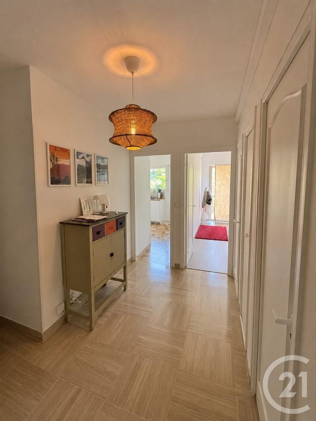 Appartement F2 à louer - 2 pièces - 54.6 m2 - VENCE - 06 - PROVENCE-ALPES-COTE-D-AZUR - Century 21 Mas D'Azur