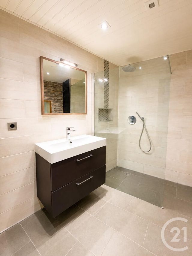 Appartement à vendre - 3 pièces - 59.45 m2 - LE BROC - 06 - PROVENCE-ALPES-COTE-D-AZUR - Century 21 Mas D'Azur