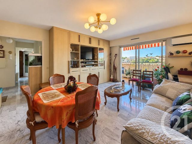 Appartement à vendre - 2 pièces - 59.78 m2 - VENCE - 06 - PROVENCE-ALPES-COTE-D-AZUR - Century 21 Mas D'Azur
