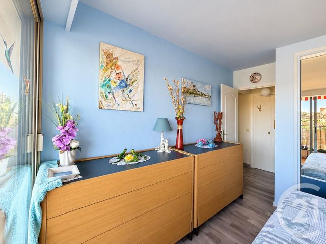 Appartement à vendre - 2 pièces - 59.78 m2 - VENCE - 06 - PROVENCE-ALPES-COTE-D-AZUR - Century 21 Mas D'Azur
