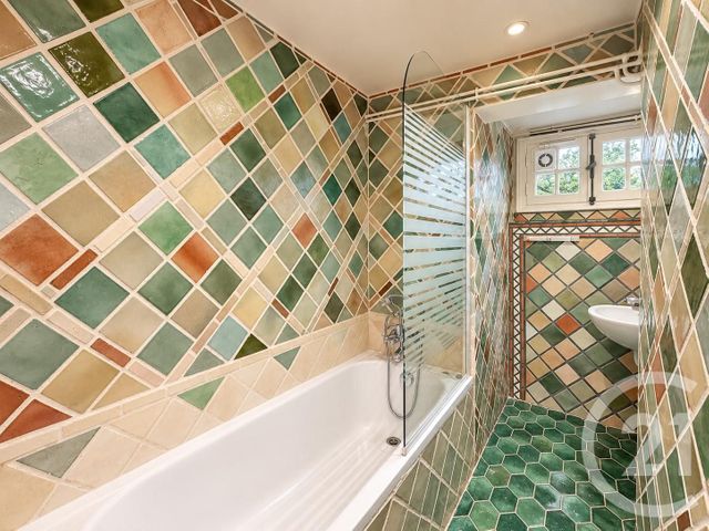Appartement à vendre - 2 pièces - 65.2 m2 - VENCE - 06 - PROVENCE-ALPES-COTE-D-AZUR - Century 21 Mas D'Azur