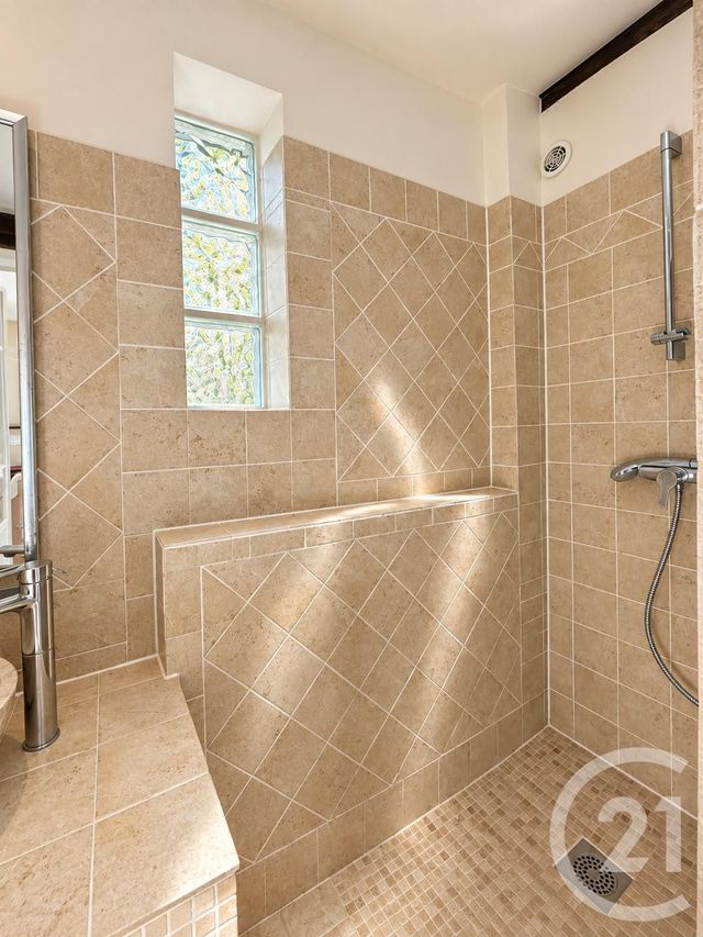 Appartement à vendre - 2 pièces - 65.2 m2 - VENCE - 06 - PROVENCE-ALPES-COTE-D-AZUR - Century 21 Mas D'Azur
