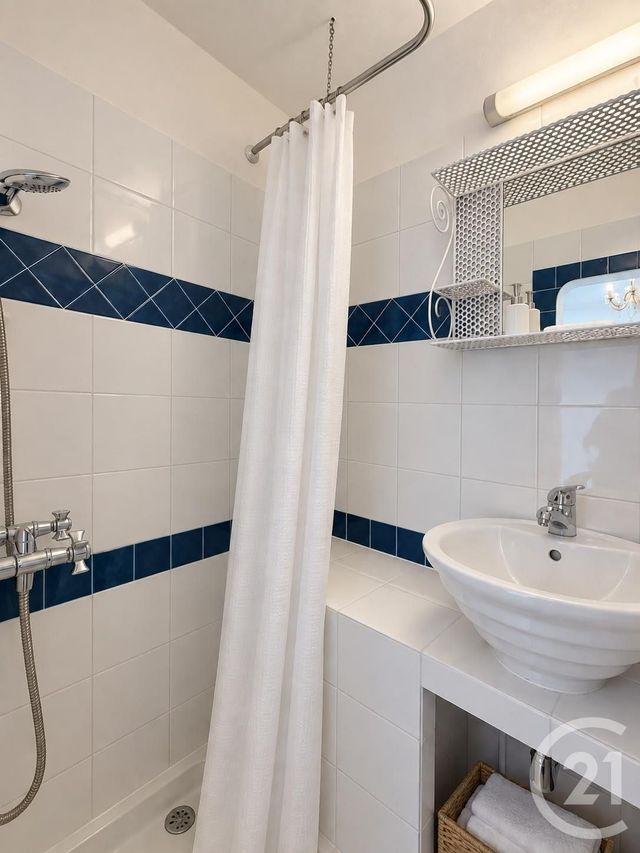 Appartement à vendre - 3 pièces - 52.02 m2 - VENCE - 06 - PROVENCE-ALPES-COTE-D-AZUR - Century 21 Mas D'Azur